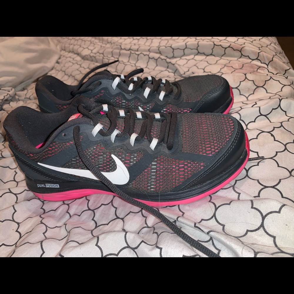 Nike shoes